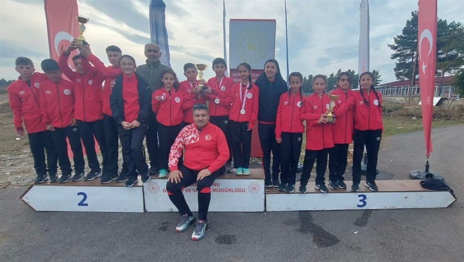 ARDAHAN’IN KOŞAN YILDIZLARI, EŞREF AYDIN KROS LİGİ TÜRKİYE FİNALİNE YÜKSELDİ