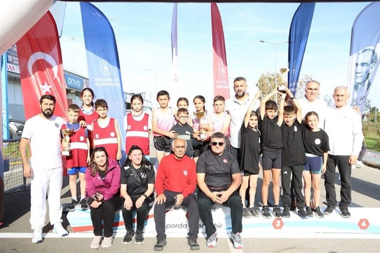 ARDAHAN’IN KOŞAN YILDIZLARI BAŞARILARIYLA PARLAMAYA DEVAM EDİYOR